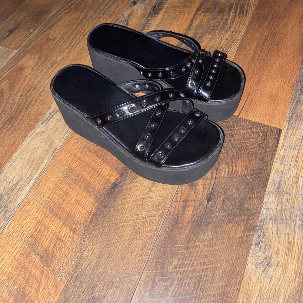 Stylish Black Platform Sandals
